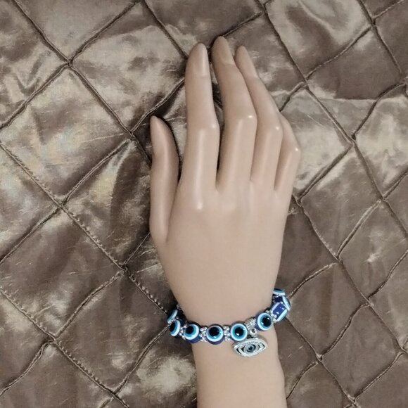Evil Eye Blue Beaded Charm Bracelet for Protection and Blessing Stretchable Luck - Picture 5 of 16